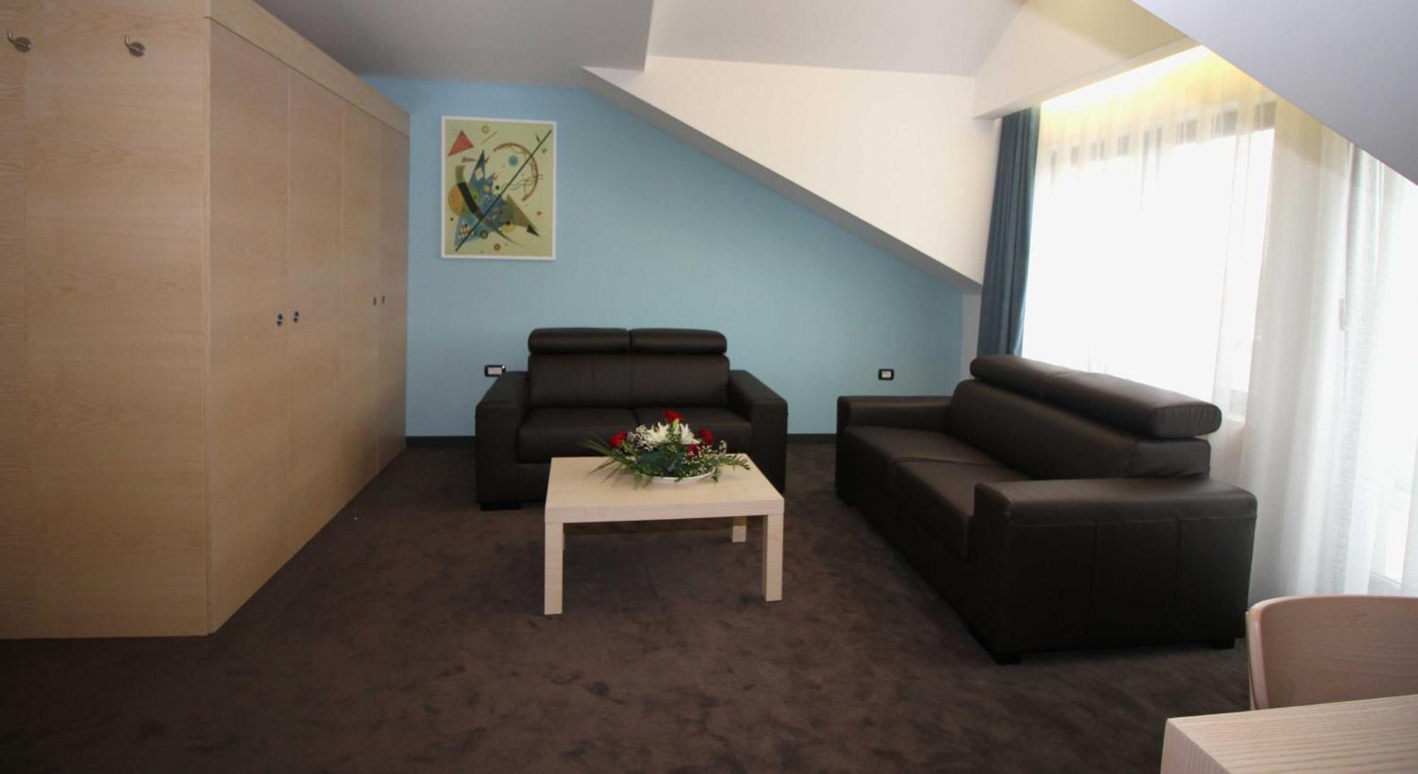 פרישטינה Hotel International Prishtina & Spa חדר תמונה