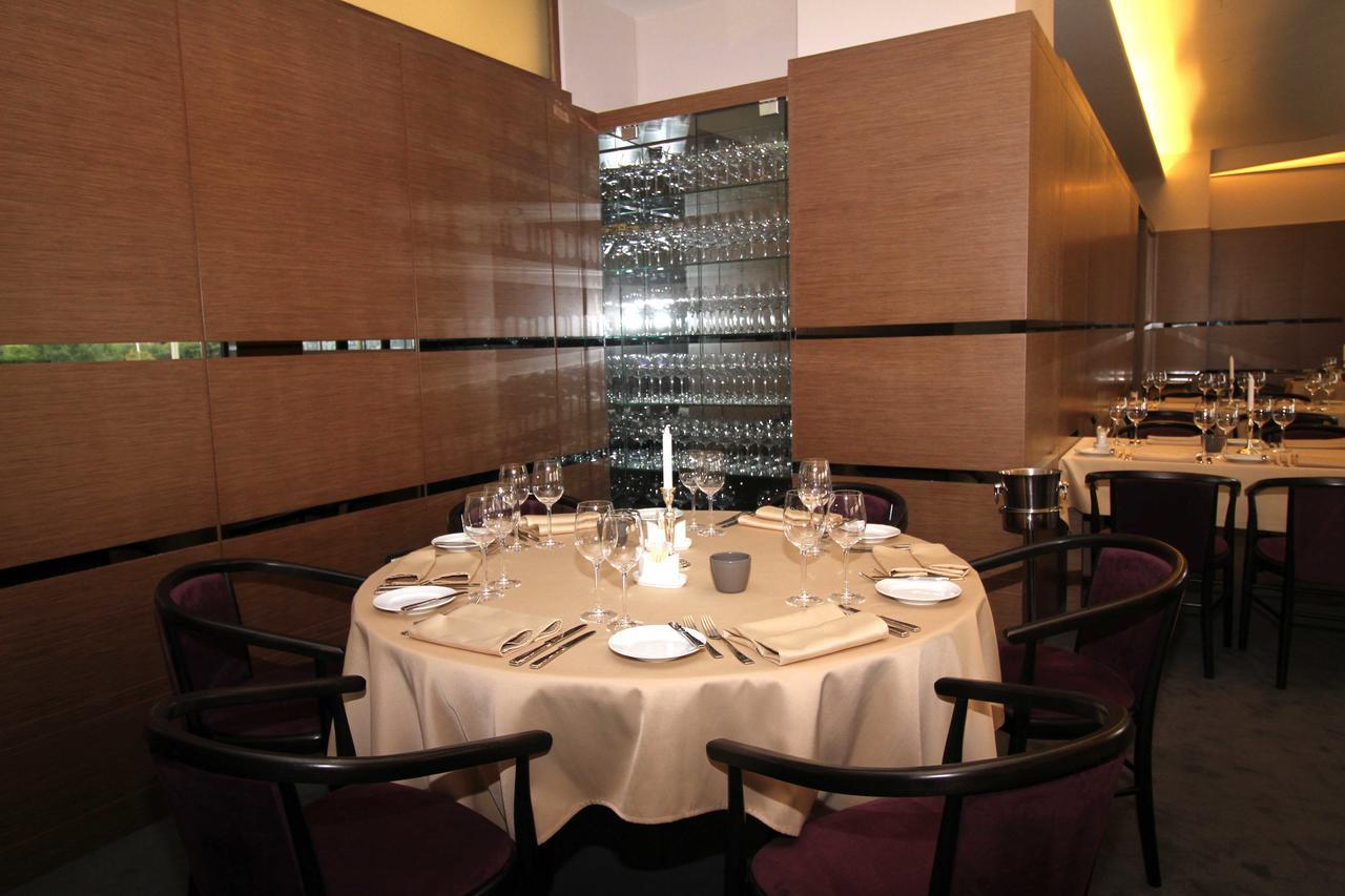 פרישטינה Hotel International Prishtina & Spa מראה חיצוני תמונה