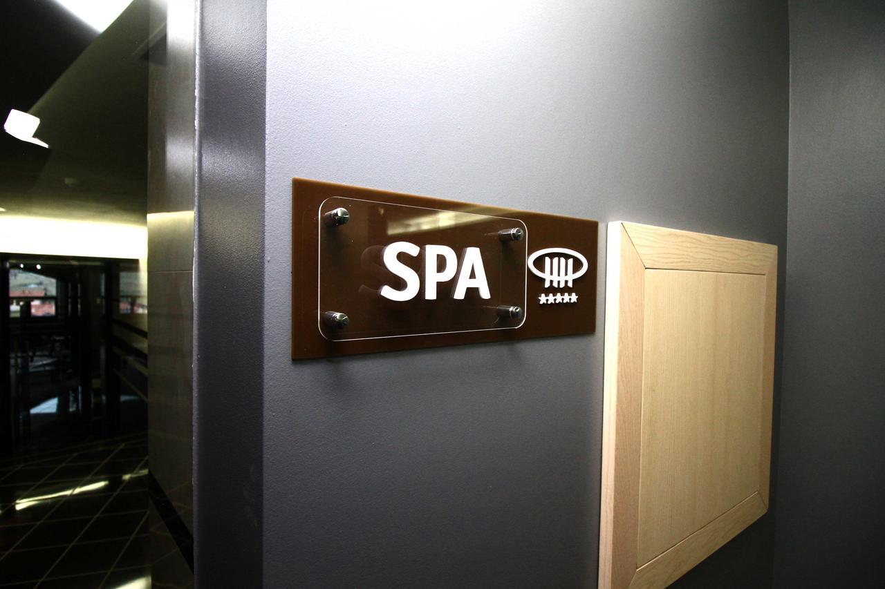 פרישטינה Hotel International Prishtina & Spa מראה חיצוני תמונה