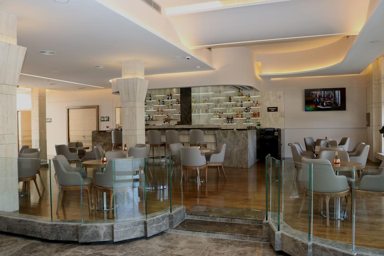 פרישטינה Hotel International Prishtina & Spa מראה חיצוני תמונה