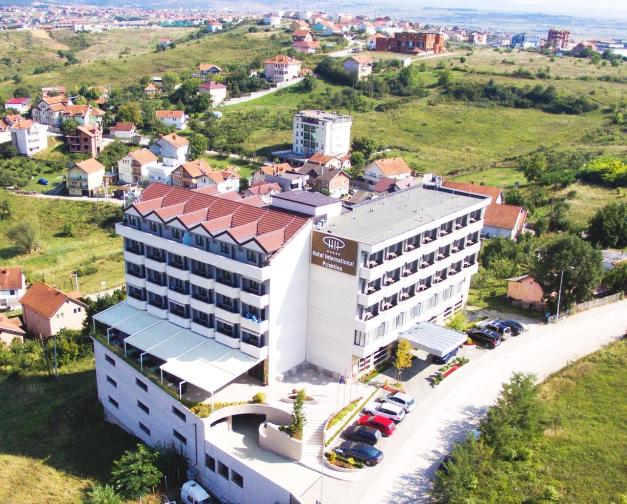 פרישטינה Hotel International Prishtina & Spa מראה חיצוני תמונה