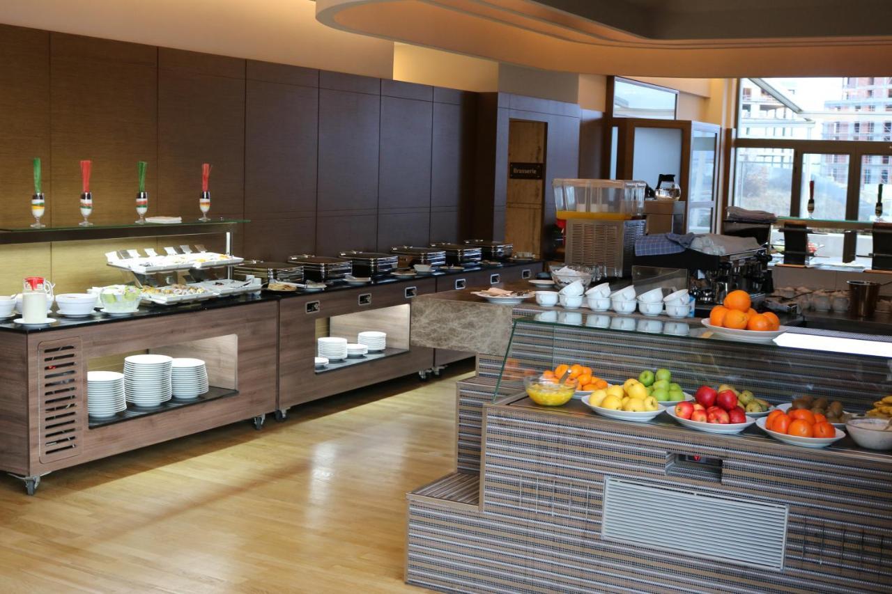 פרישטינה Hotel International Prishtina & Spa מראה חיצוני תמונה