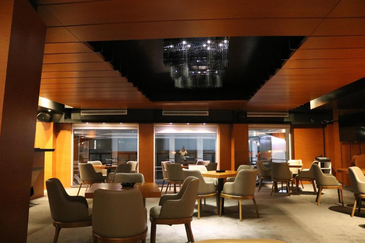 פרישטינה Hotel International Prishtina & Spa מראה חיצוני תמונה